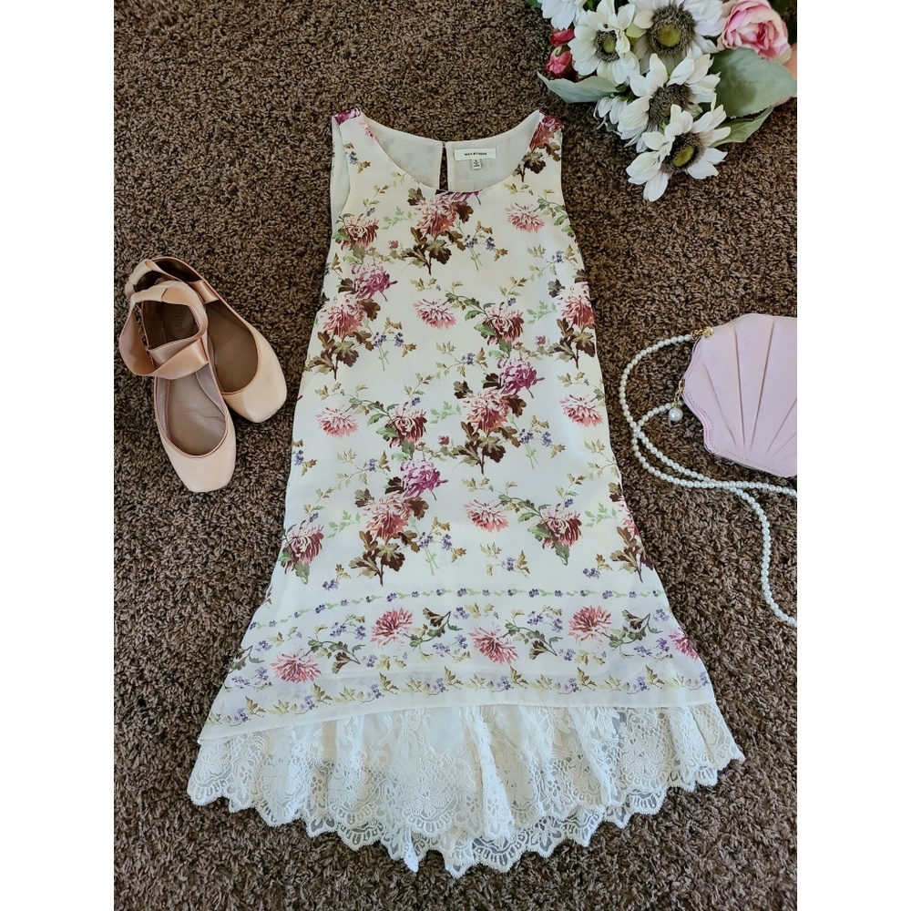 Floral tank